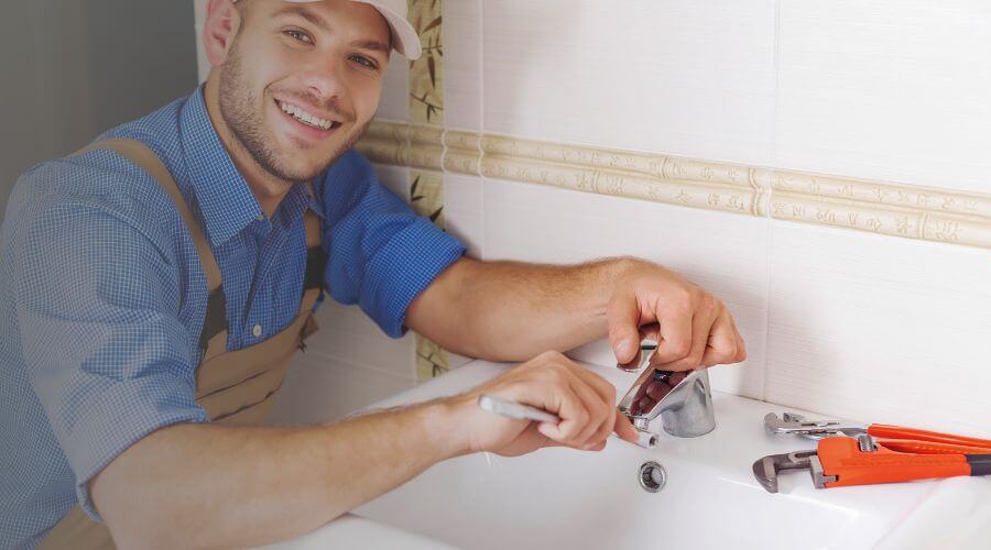 Professional clogged drains services in Massena, IA